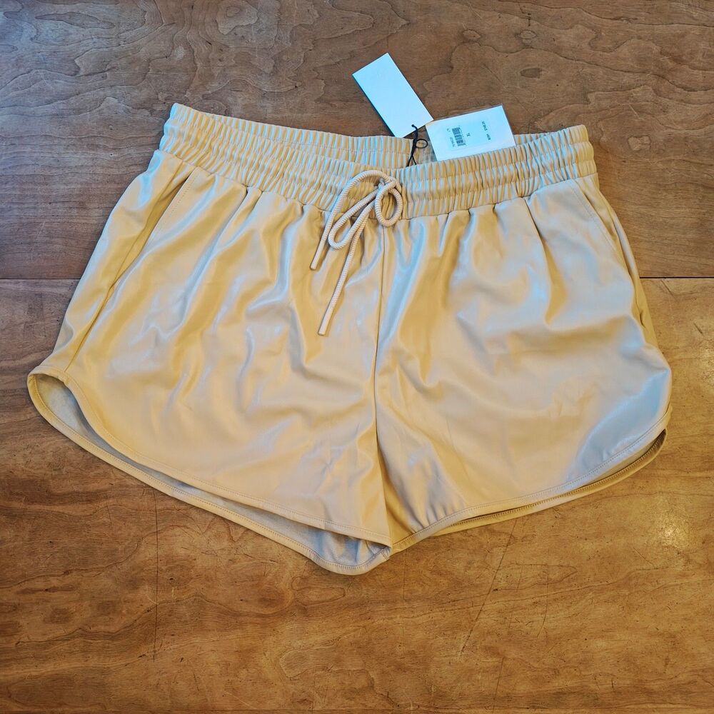 NWT Seven for All Mankind Vegan Leather Shorts Butter Soft Elastic Waist XL